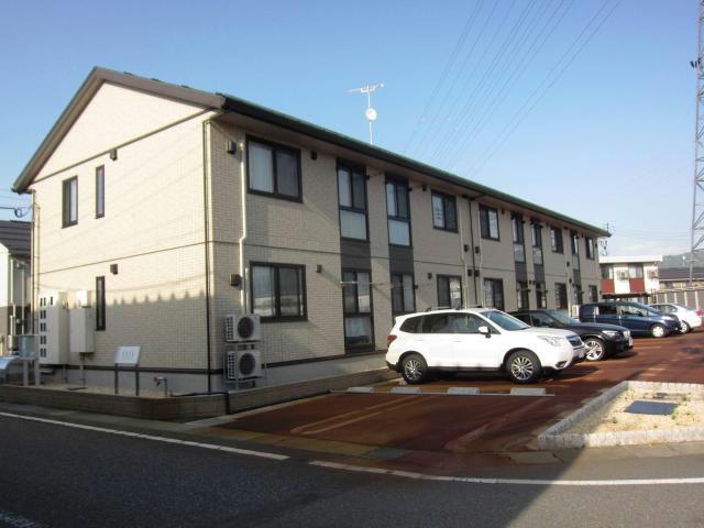 アクシア