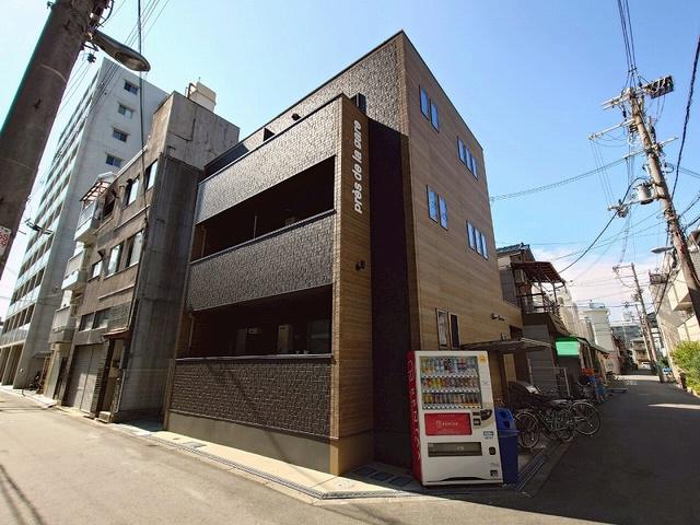 プレドラガール