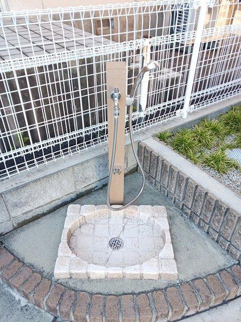 ココエミール B