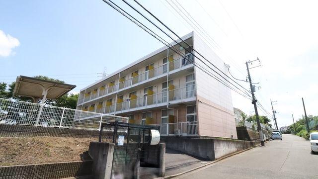 レオパレスフォンターナ