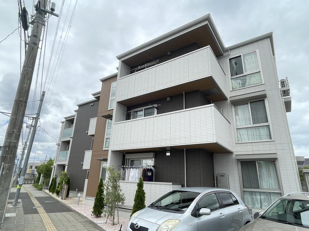 D-ROOM ARAI 7 RESIDENCE