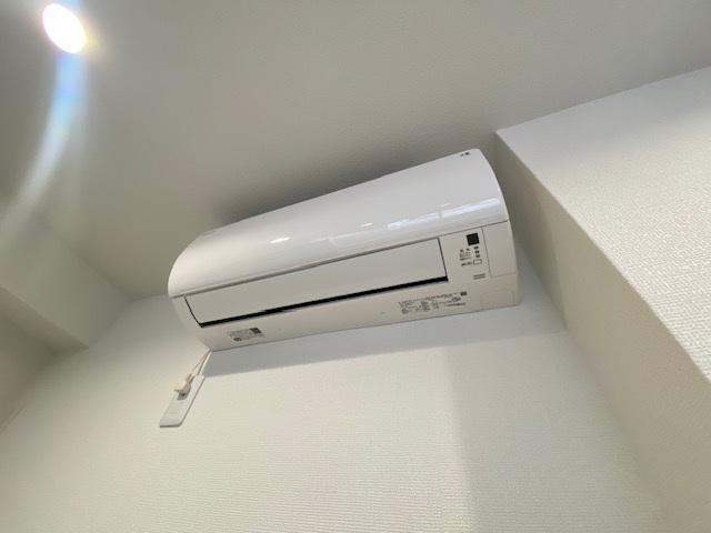 鴨方駅前シックスイン