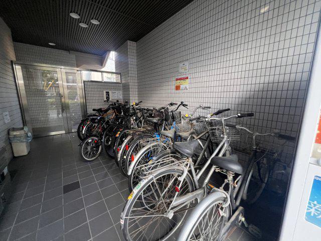 リモージュ岡本