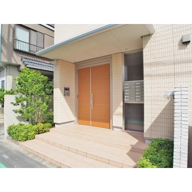 RIKI HOUSE