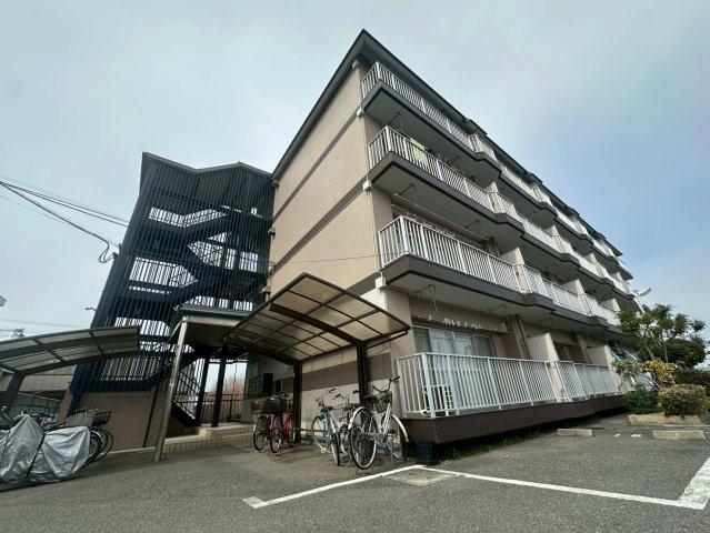 清信ハイツ
