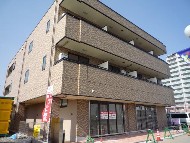 ダイヤモンド サルーン