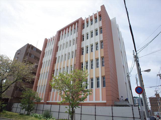 THE APARTMENT HAKATAII