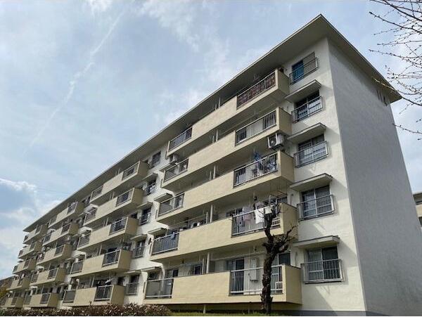 藤山台団地114号棟(2LDK/3階)