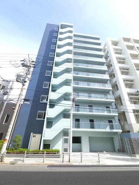 アール大阪リュクス