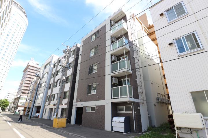 ラフィーネ南3条