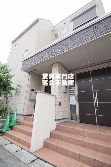 ノーブル ダーチャ