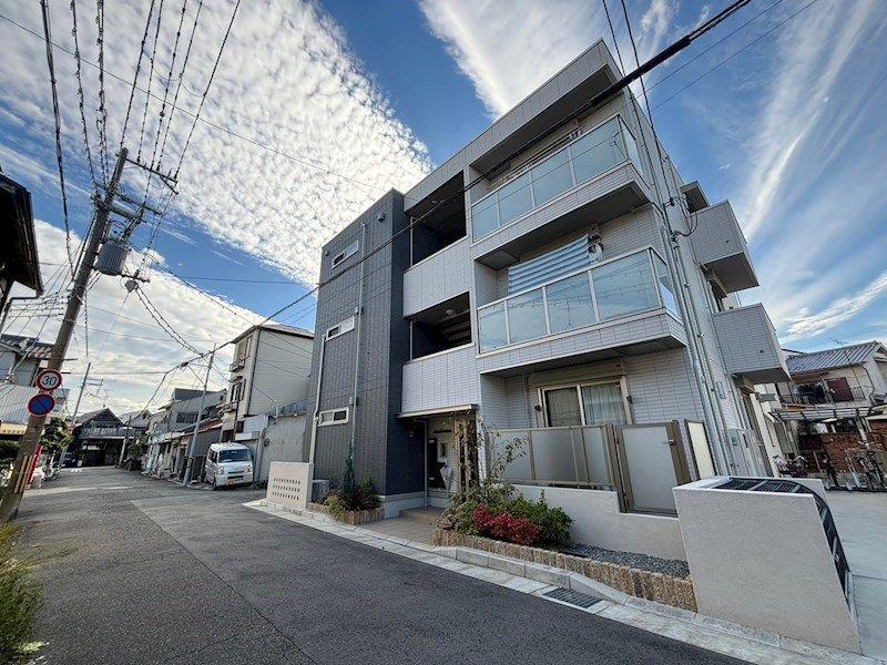 D-ROOM西難波