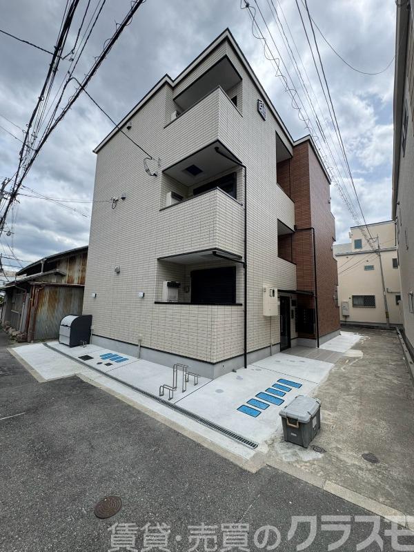 ヴェルメゾン三津屋中