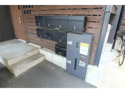 REED(ワンルーム/2階)の外観写真