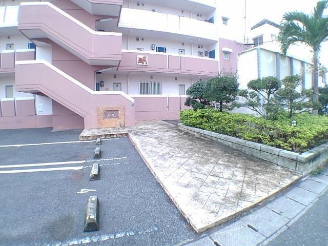 ユアハイム泡瀬