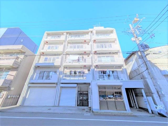 大八マンション