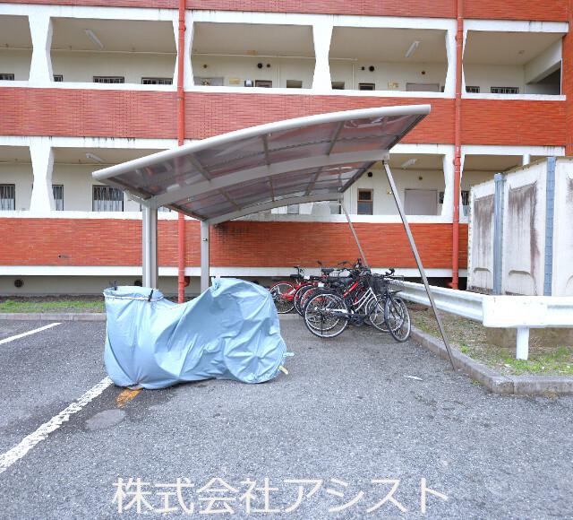 YEビル
