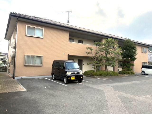VILLA CAMELIA(2LDK/2階)