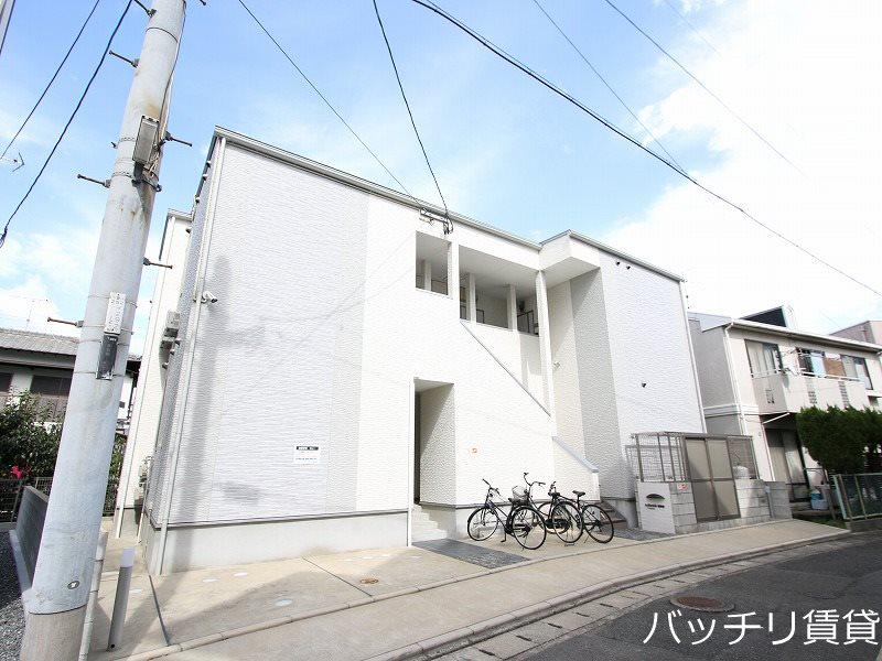 AUTHENTIC 雑餉隈