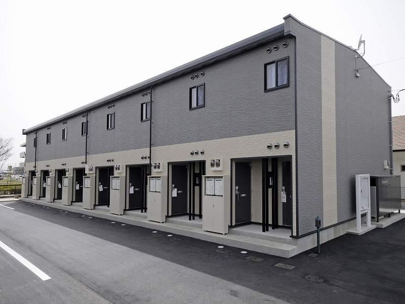 レオパレストランタン