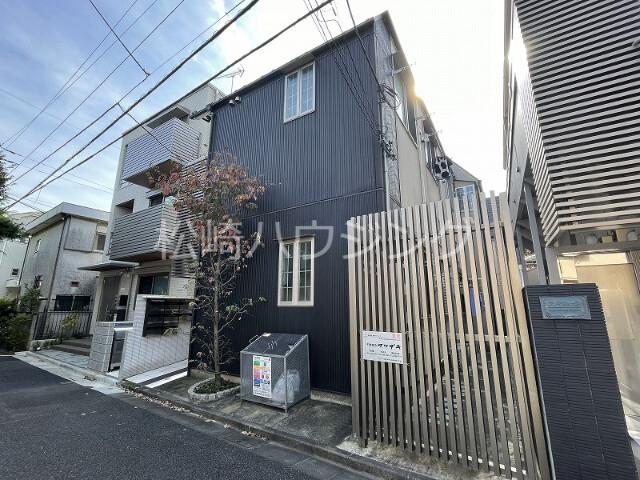 アミューズイースト