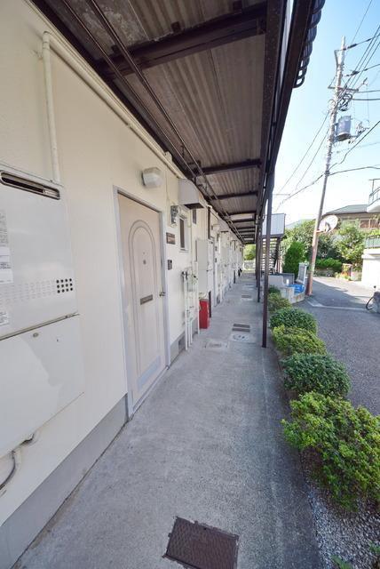 AVENUE FLAT B