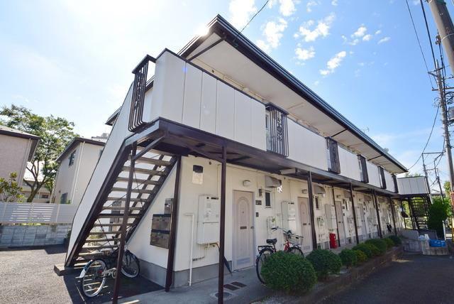 AVENUE FLAT B