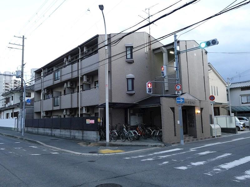 ピュアコーポなかもず