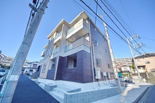 ＪＲ横須賀線 保土ケ谷駅 徒歩21分 3階建 築8年