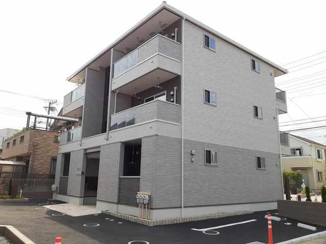 シャンプレーヌ IV