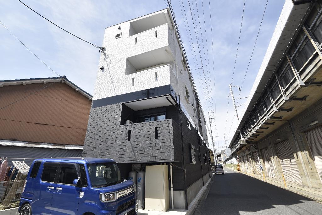 SOLID栄生