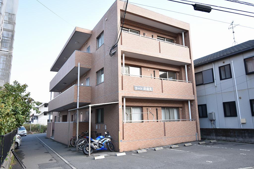 コート朋瑞晃