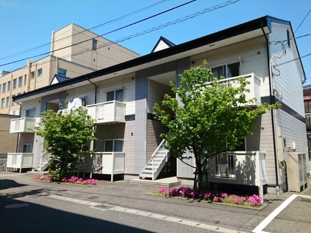 ファミール鐙