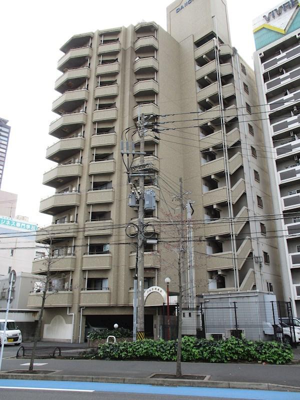 パレス西小倉