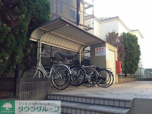 レオパレスウエスト COURT