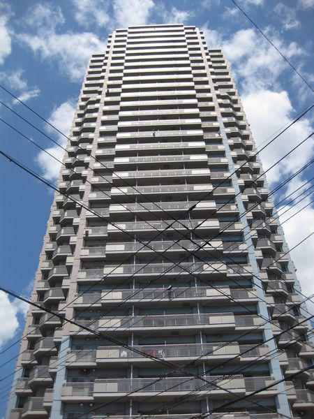 川口パークタワー