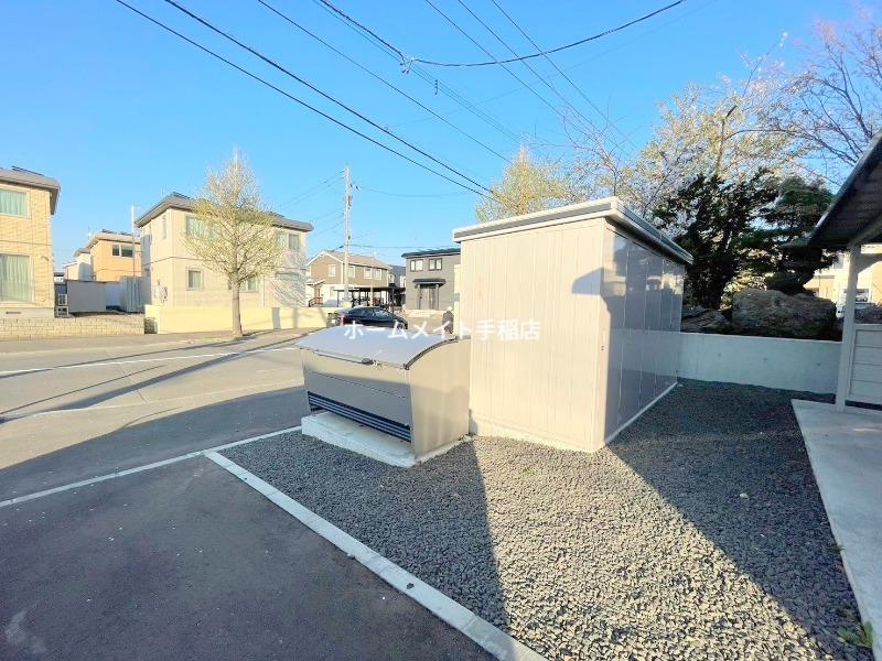 ウエスト VILLA 新発寒