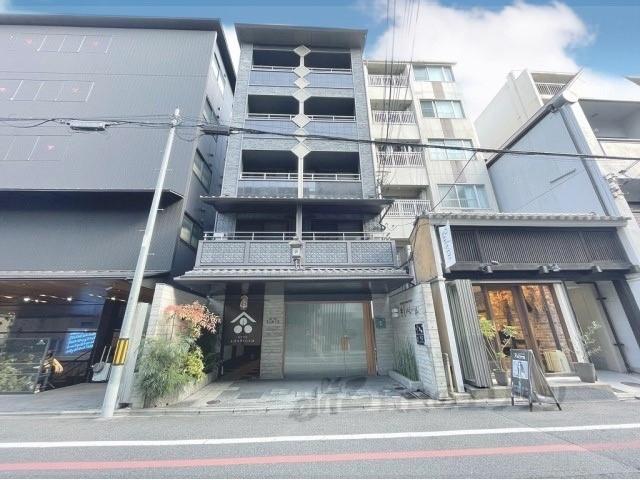 バウハウス富小路三条