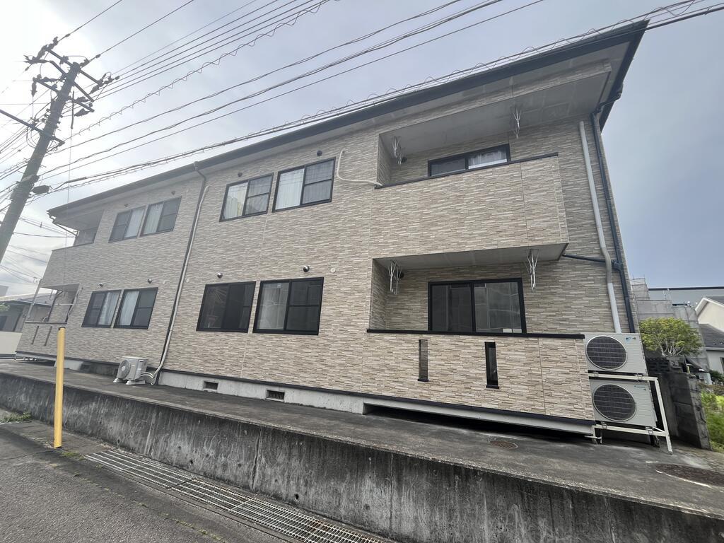 プレステージ大和町A