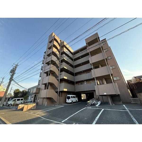 シーズンコート泰明町