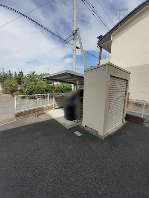 ローズ I
