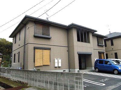 シャルマン西浜 A棟