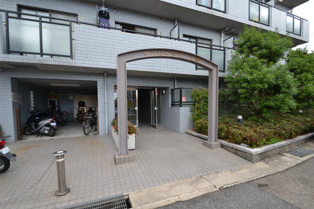 サンロイヤル八幡
