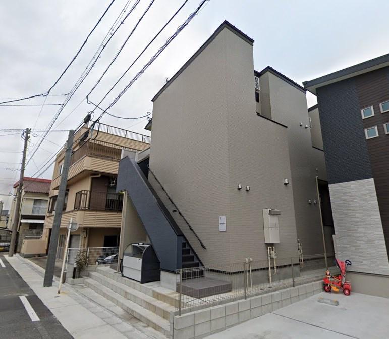 TERRACE M