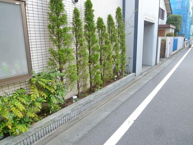 メタルスクエア粕谷