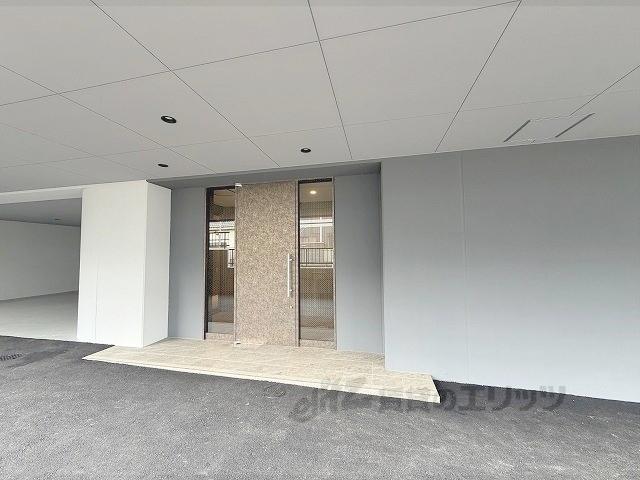 ソフィア墨染駅前