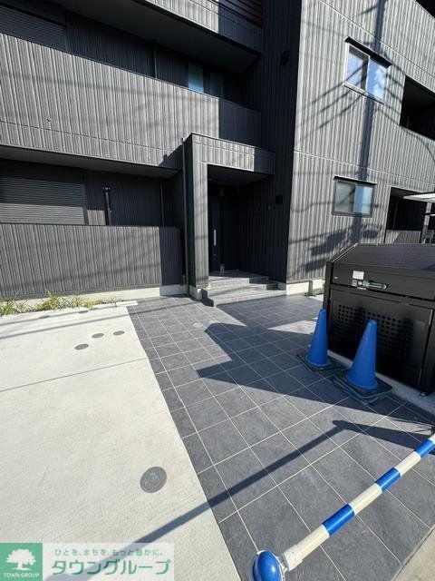 PARK VILLA M