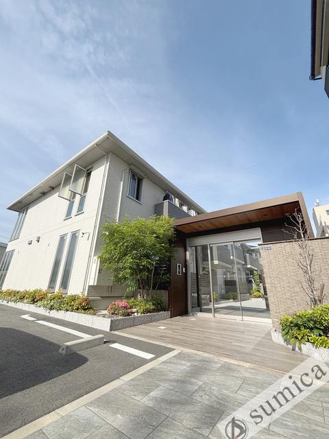 ラリュール