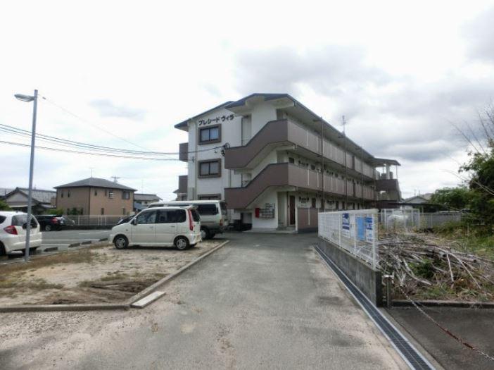 プレシードヴィラ