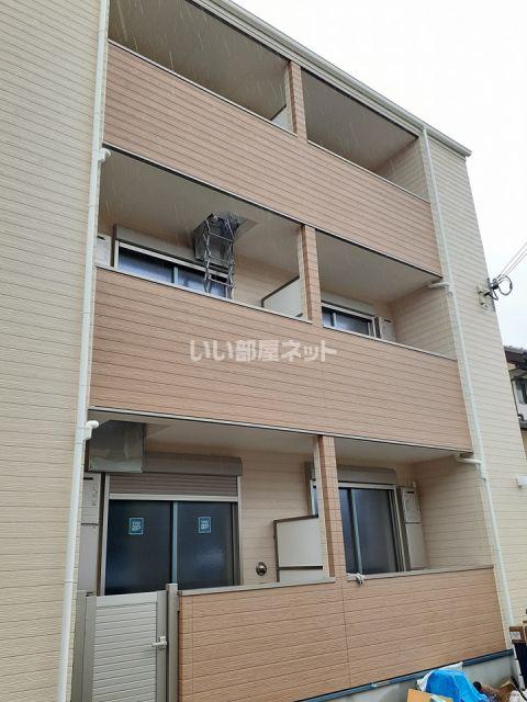 コンフォール道明寺駅西